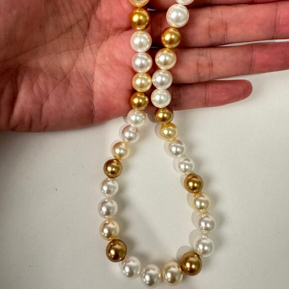 Multicolor Pearl Necklace | 43 Beads 10mm | Faux Pearls in White & Gold - Picture 2 of 5